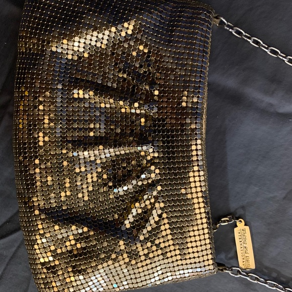 Whiting and Davis metal mesh gold purse - Picture 6 of 6